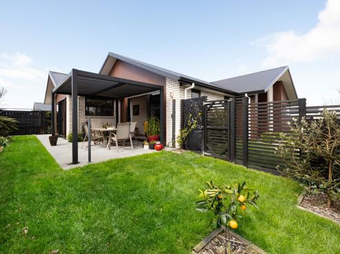 65 Trewern Avenue, Greenhill Park