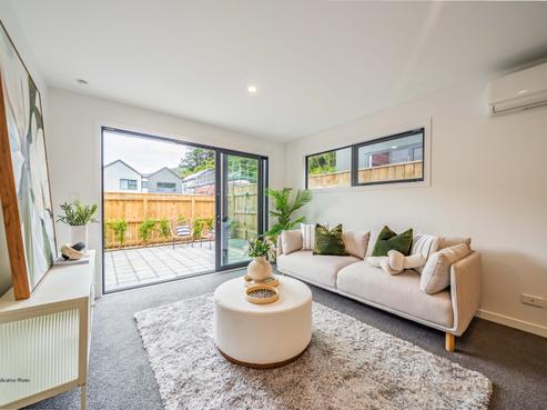 4/60 Akatarawa Road, Brown Owl