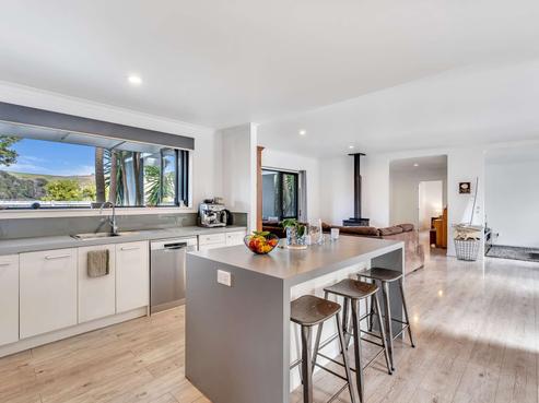 1A Ocean Beach Road, Tairua