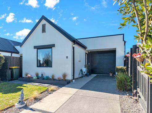73 Faringdon Boulevard, Rolleston