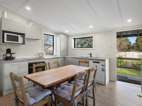124 Fenton Street, Thames