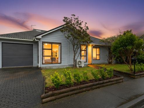 51 Satara Crescent, Khandallah