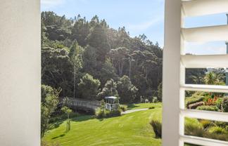 90 Eaves Bush Parade, Orewa