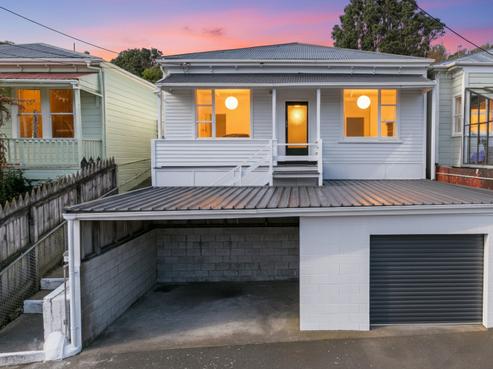 49 Mckinley Crescent, Brooklyn