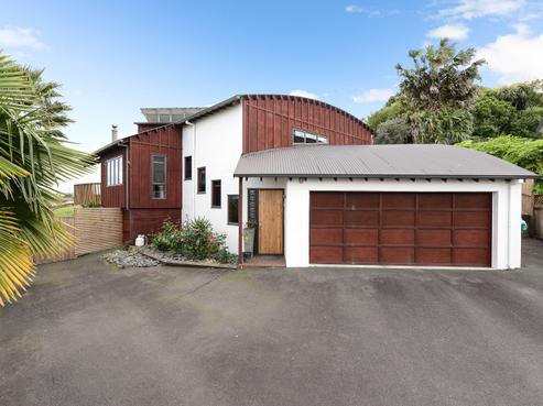 22 Friesian Place, Grandview Heights