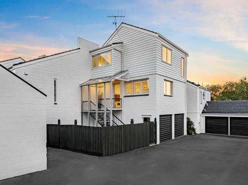 7/8 Hamilton Road, Herne Bay