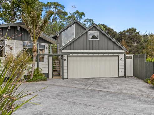 43 Onedin Place, Titirangi