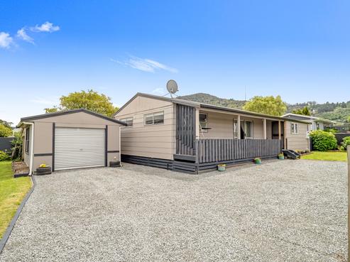196A Clayton Road, Mangakakahi