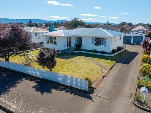 11 Neptune Street, Dannevirke