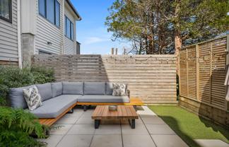 21d Cherry Tree Place, Massey