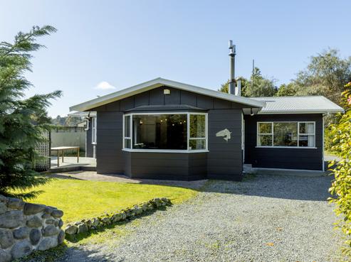39 Te Herekiekie Street, Turangi
