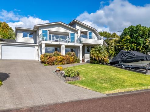 25 Endymion Place, Half Moon Bay