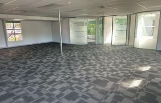 Fitted Office Floors | Khyber Pass Road