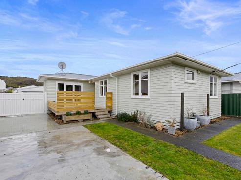6 Benge Crescent, Clouston Park