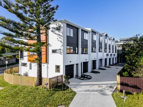 5/2A Torbay Heights, Torbay