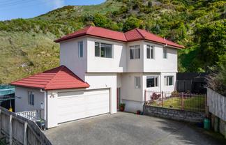 50 Erlestoke Crescent, Churton Park