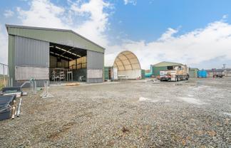 Two leasing options in Redruth