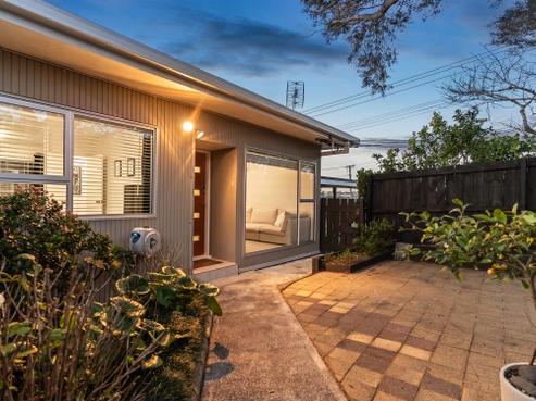 1/174 Birkdale Road, Birkdale
