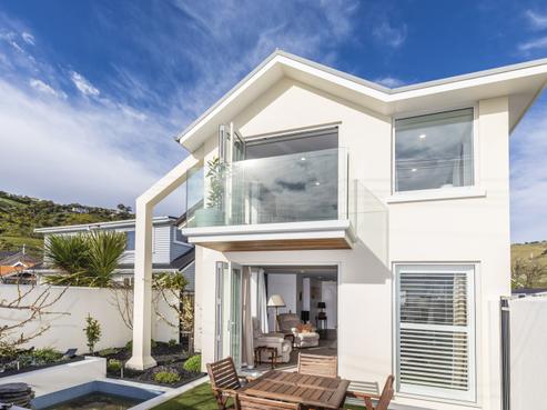 228 Main Road, Moncks Bay