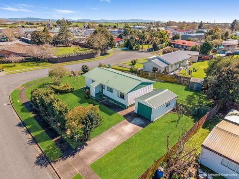 2 Walton Place, Ngatea