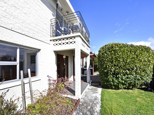 29B Oxford Street, Richmond