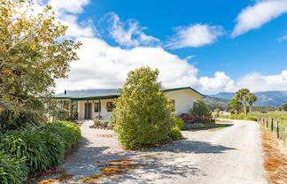 1084 Nikau Road, Mokihinui