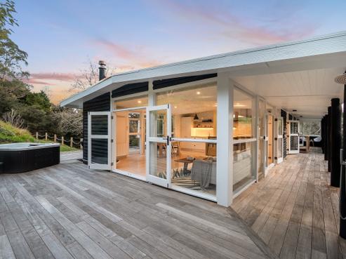 86 Upper Waiwera Road, Puhoi