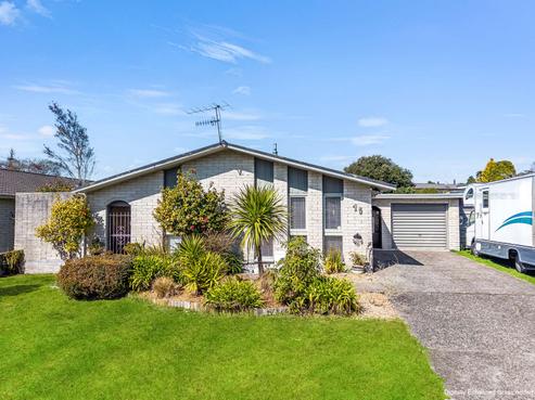 15 Hathor Street, Westbrook