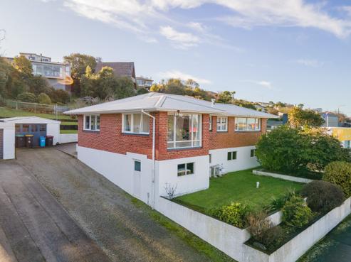 5 Hobbs Street, Waimataitai