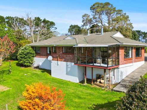 138 Reid Road, Glenbrook