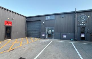 Fully Renovated Warehouse In Miramar 