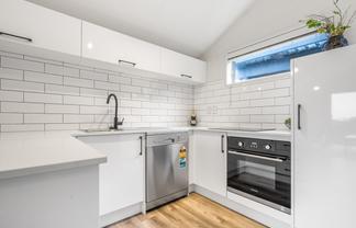 23Q Hendry Avenue, Hillsborough
