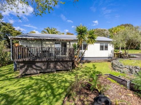 26 School Road, Wellsford