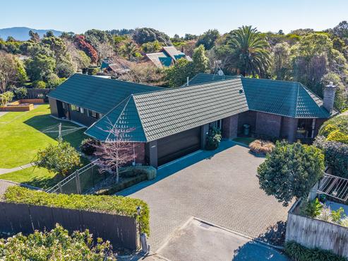 21 Hurunui Street, Waikanae