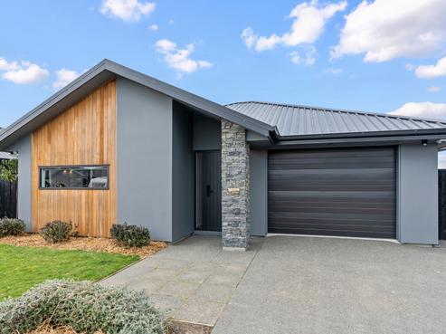 11 Kotua Street, Woodend