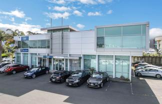 PREMIUM OFFICE - REFURBISHED, READY & PRICED T...