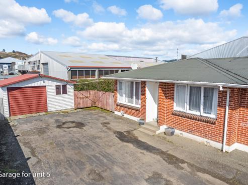 5/590A Fergusson Drive, Trentham