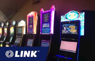 Sports Bar with 18 Machines | TAB | Accommodation