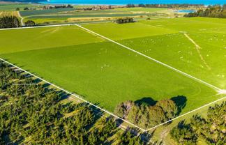 156 Webbs Road, Amberley