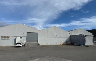 3 Bay Workshop in Porirua 