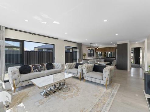 32 Tawhai Crescent, Wharewaka