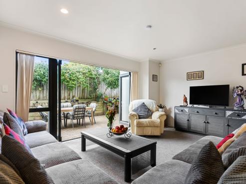3/102 Greenhithe Road, Greenhithe