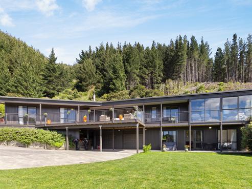 1466 Port Underwood Road, Port Underwood