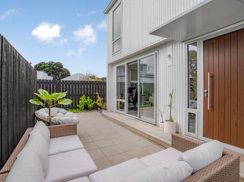 52B Durham Crescent, Fairfield