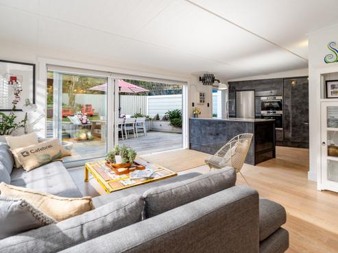 84 The Esplanade, Houghton Bay