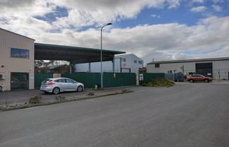 Yard, canopy and office for lease