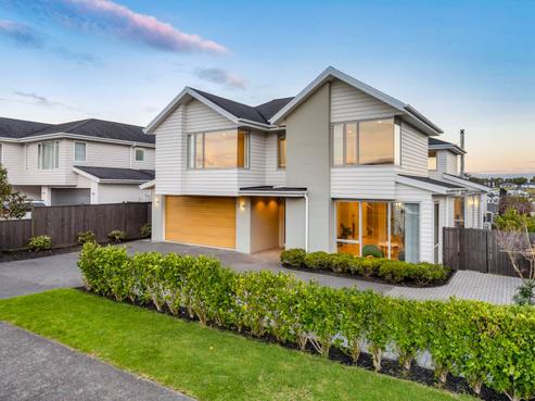 12 Manuel Road, Silverdale