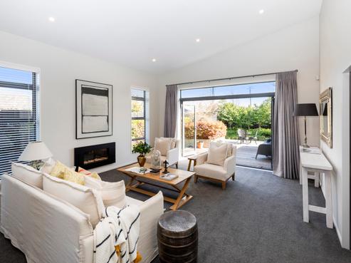 80 Tomes Road, Saint Albans