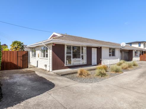 1/12 Lees Road, Strowan