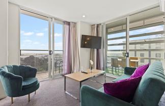 1102/17  Amersham Way, Manukau